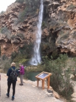 Walking in Navajas - The Grandest of Fuentes