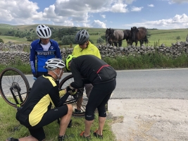 Yorkshire Dales Ride, Stride and Chill Meet - How many cyclists does it take to repair a chain? 